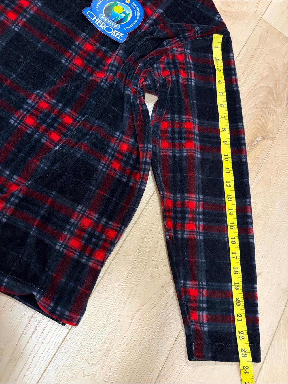 Cherokee Plaid Velvet Crewneck Top, sz XL Petite - Picture 11 of 11